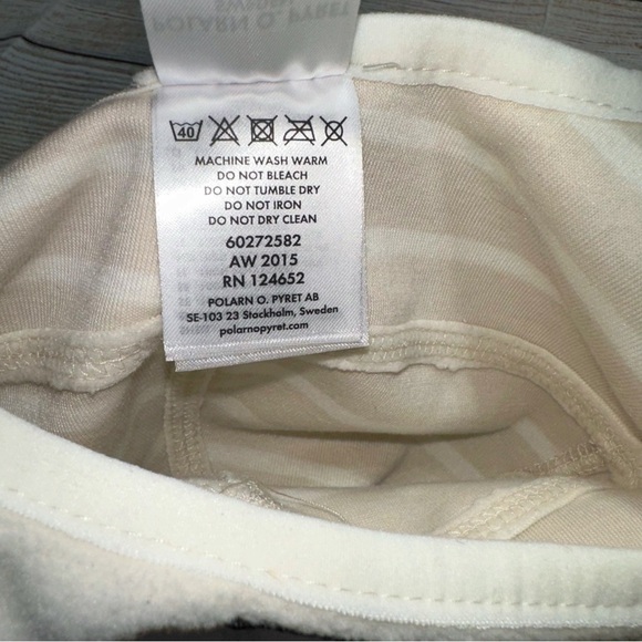 NWT Polarn O. Pyret White Winter Hat Size 4 To 6 Months - Picture 9 of 12